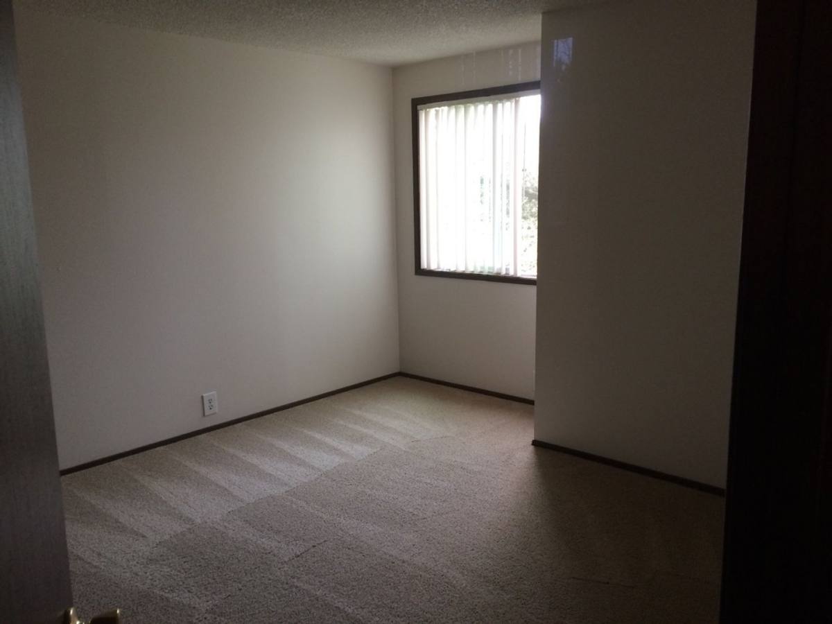 Apartment for rent at 1475 W 13th, Eugene, OR 97402