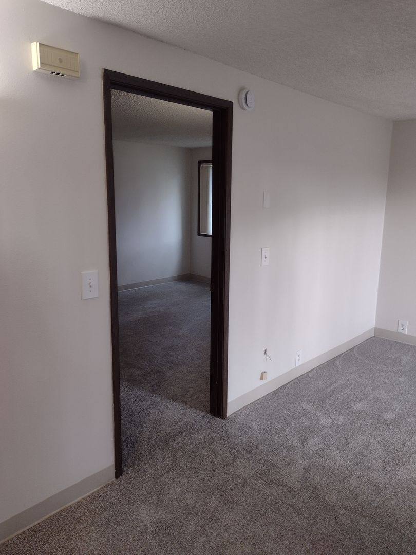 Apartment for rent at 1475 W 13th, Eugene, OR 97402