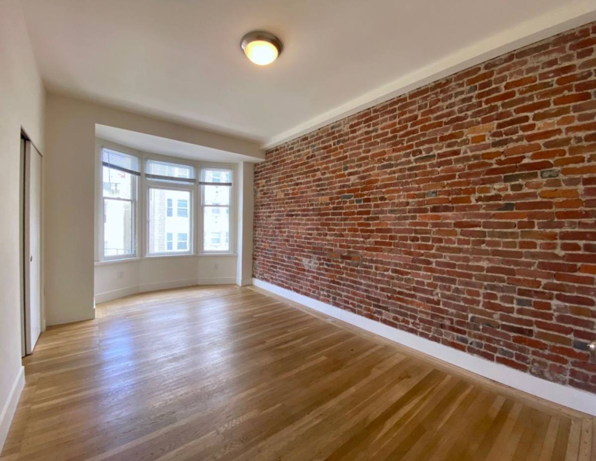 Apartment for rent at 725 Leavenworth, San Francisco, CA 94109