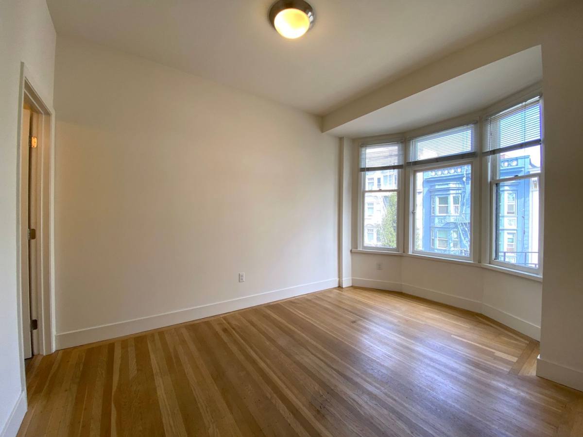 Apartment for rent at 725 Leavenworth, San Francisco, CA 94109