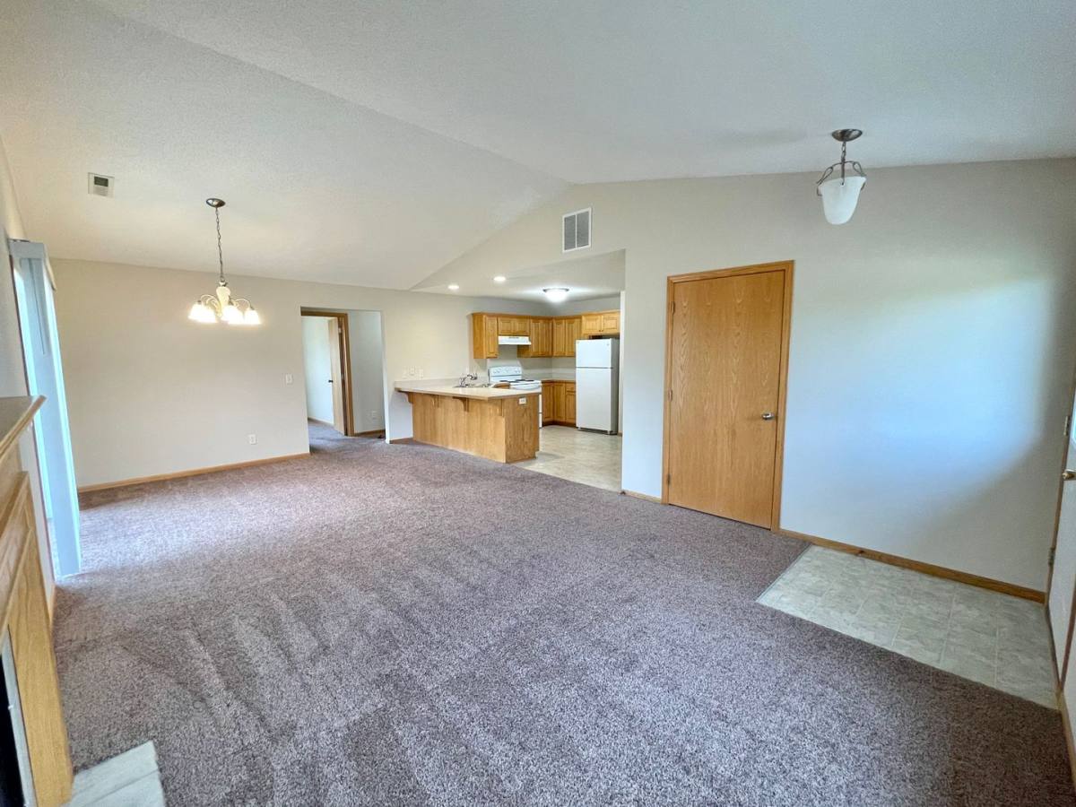 Townhouse for rent at 647-A W 9th, New Richmond, WI 54017