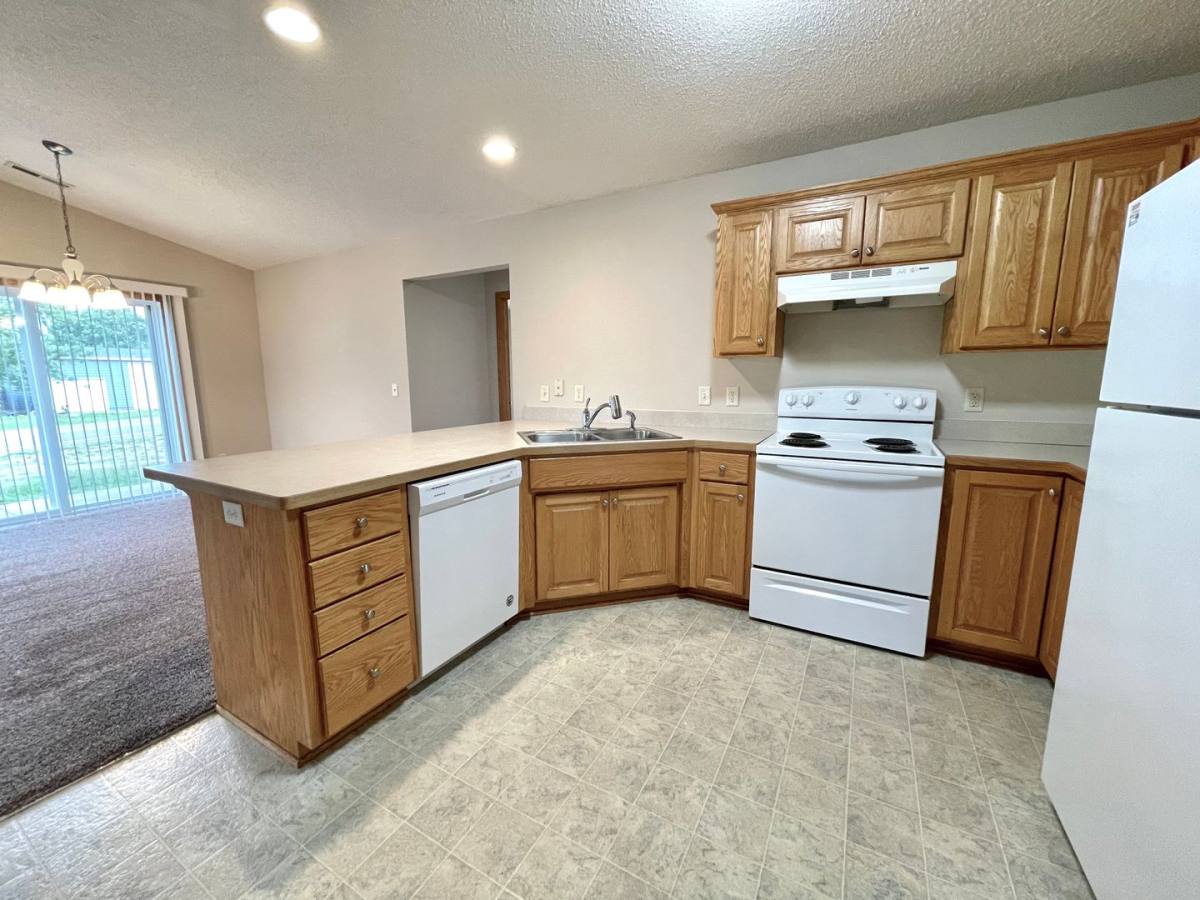 Townhouse for rent at 647-A W 9th, New Richmond, WI 54017