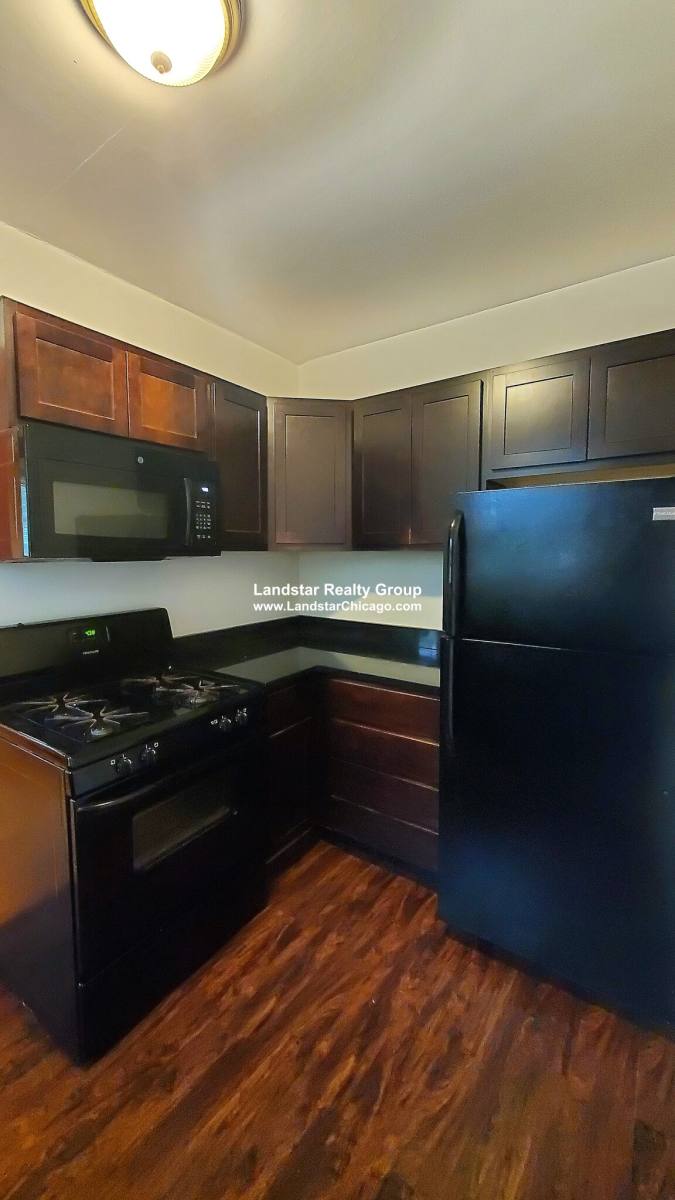 Apartment for rent at 1920 W Morse #2N, Chicago, IL 60640