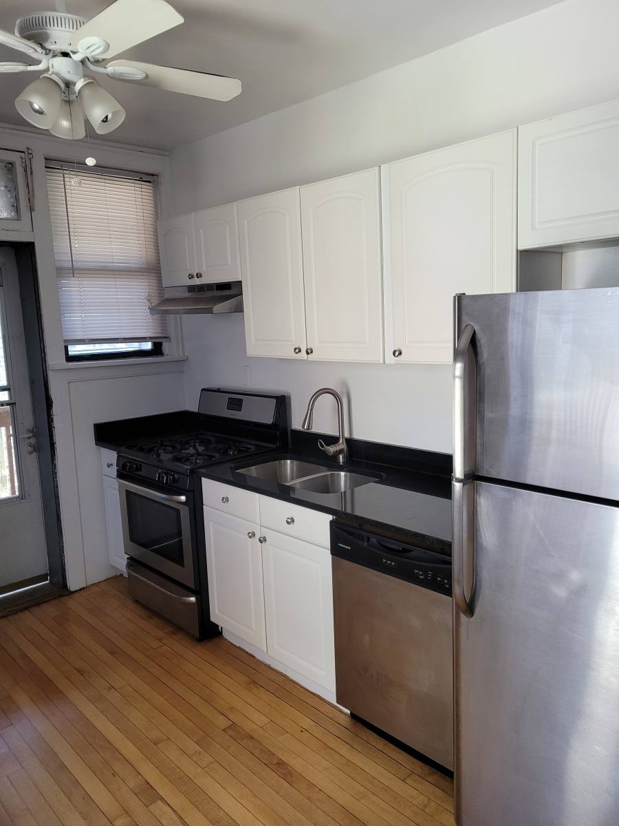 Apartment for rent at 4455 N Artesian #2, Chicago, IL 60625