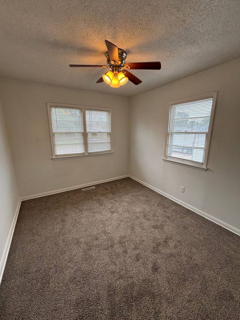House for rent at 1115 23rd Ave, Council Bluffs, IA 51501