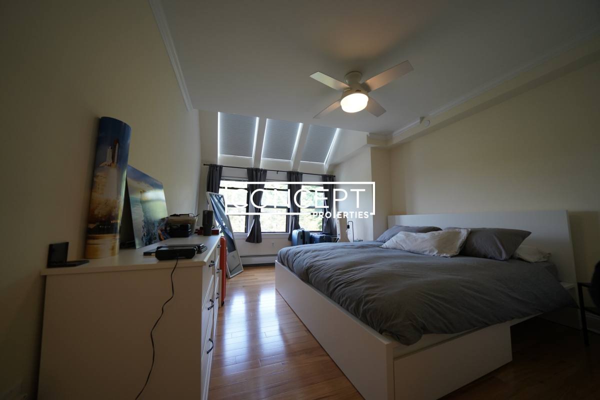 Apartment for rent at 219 Commonwealth Ave #42, Chestnut Hill, MA 02467