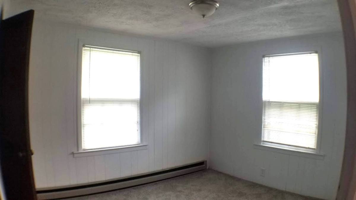 Apartment for rent at 123 Lilly St, Bristol, TN 37620