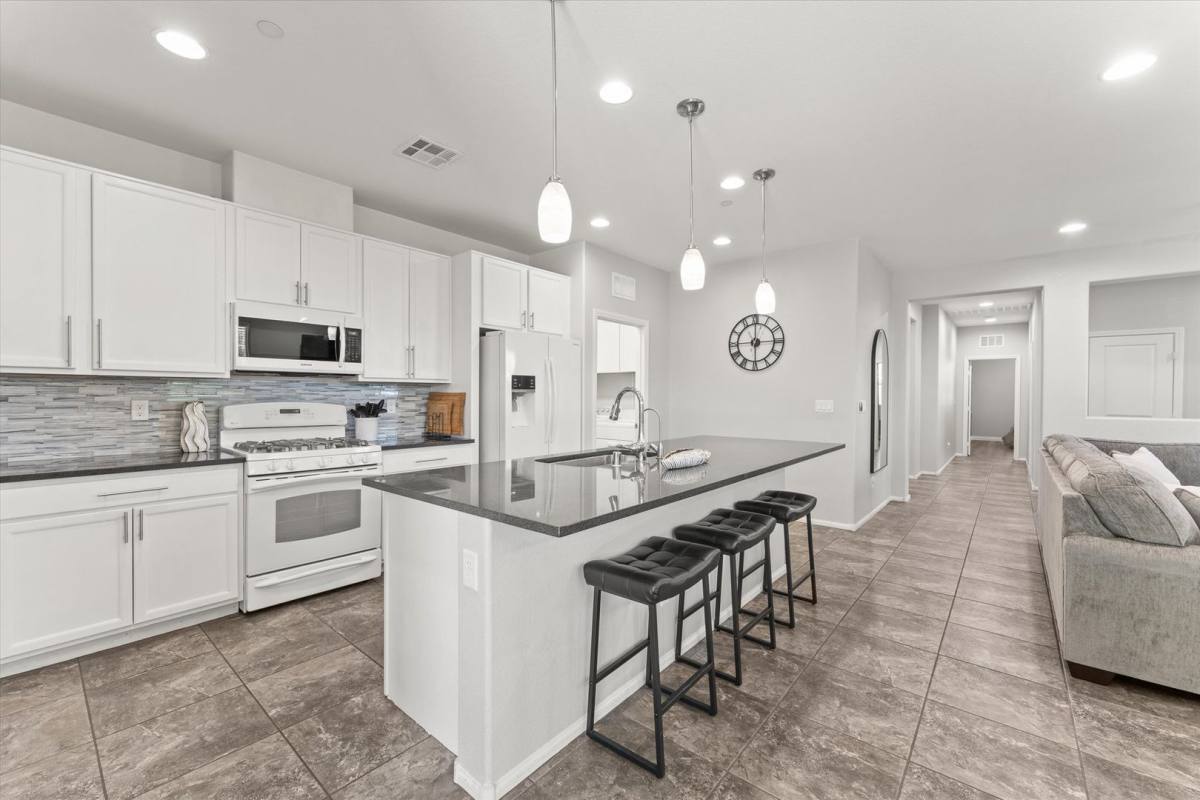 House for rent at 700 Sea Coast Dr, Henderson, NV 89002