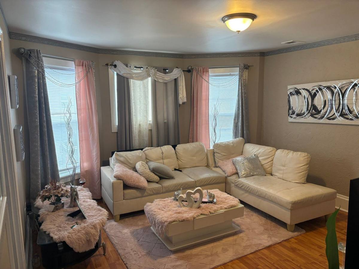 Apartment for rent at 31 S Stowell St, Worcester, MA 01604