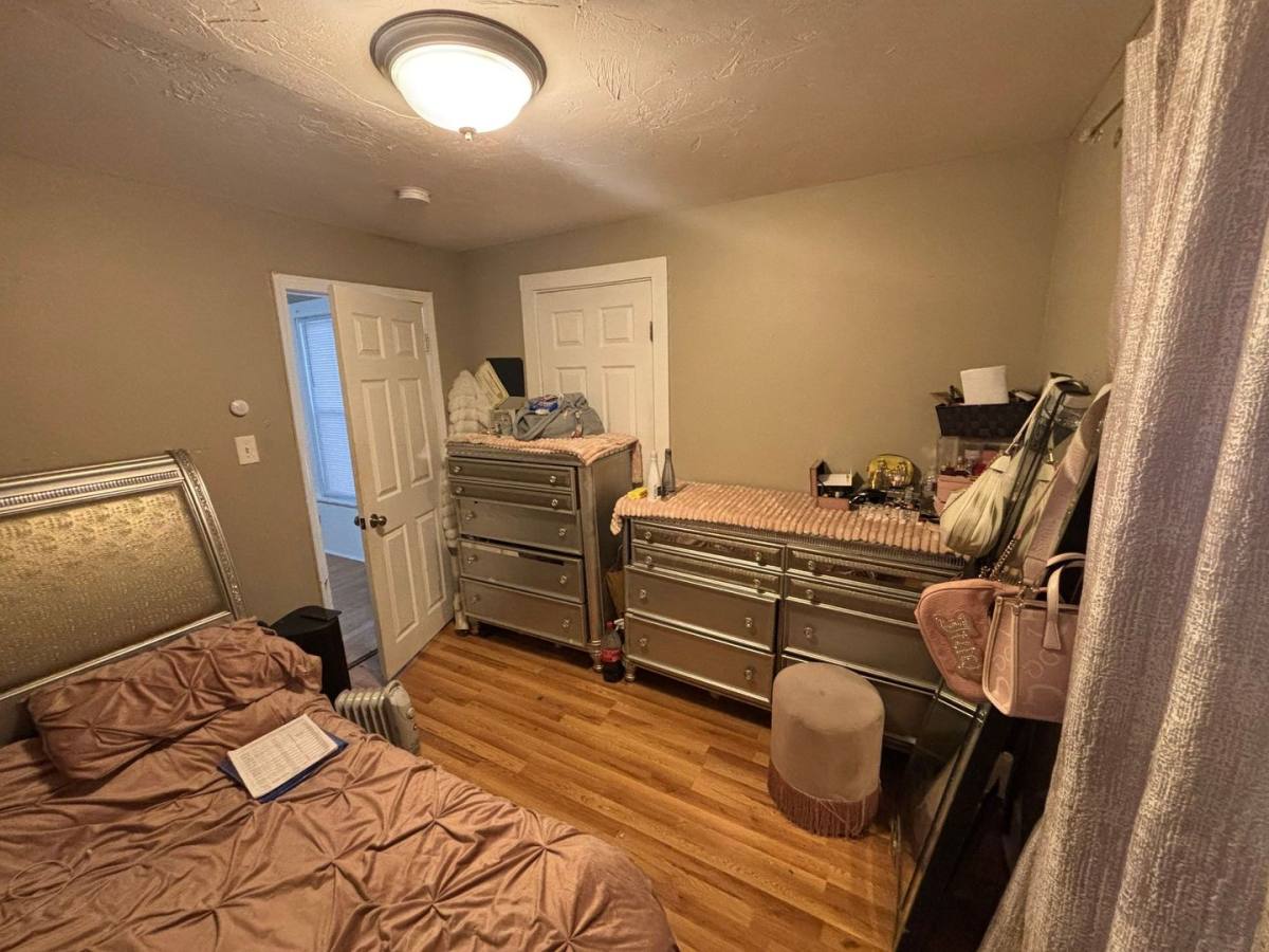 Apartment for rent at 31 S Stowell St, Worcester, MA 01604