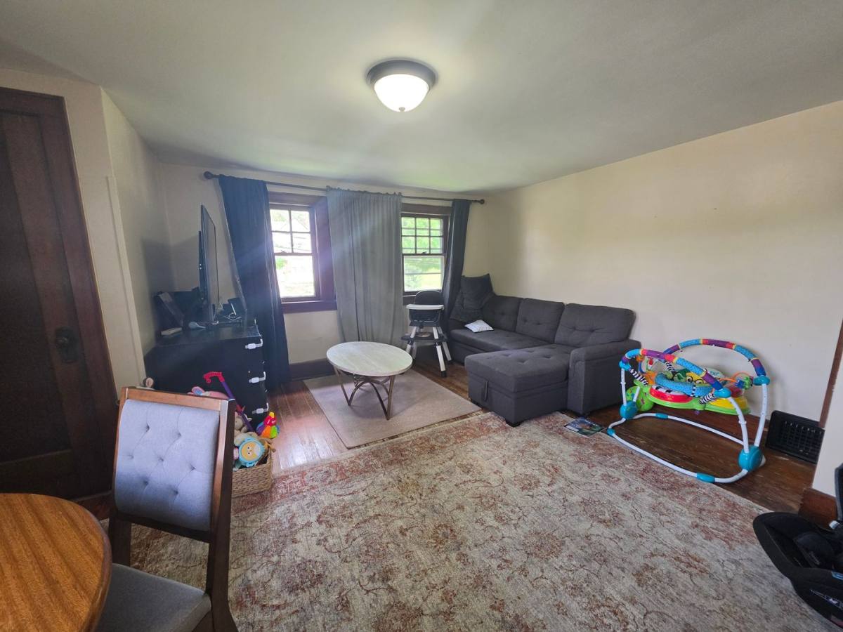 Apartment for rent at 308 S Willow St, Kent, OH 44240