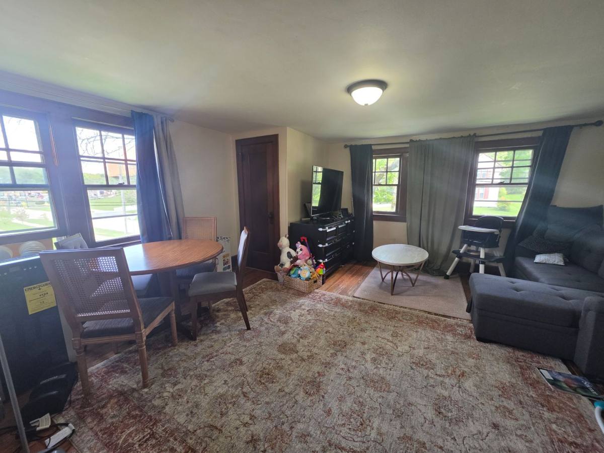 Apartment for rent at 308 S Willow St, Kent, OH 44240