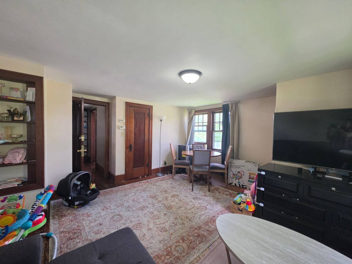 Apartment for rent at 308 S Willow St, Kent, OH 44240