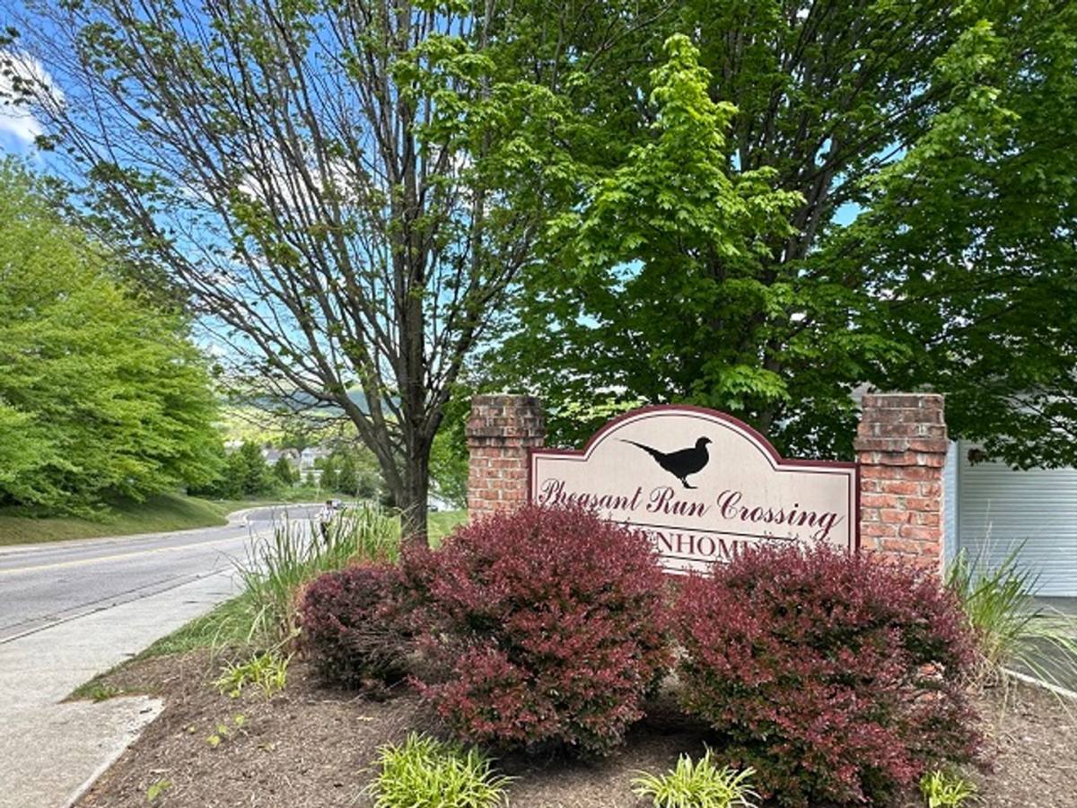Townhouse for rent at 1419 Jennifer Dr, Blacksburg, VA 24060