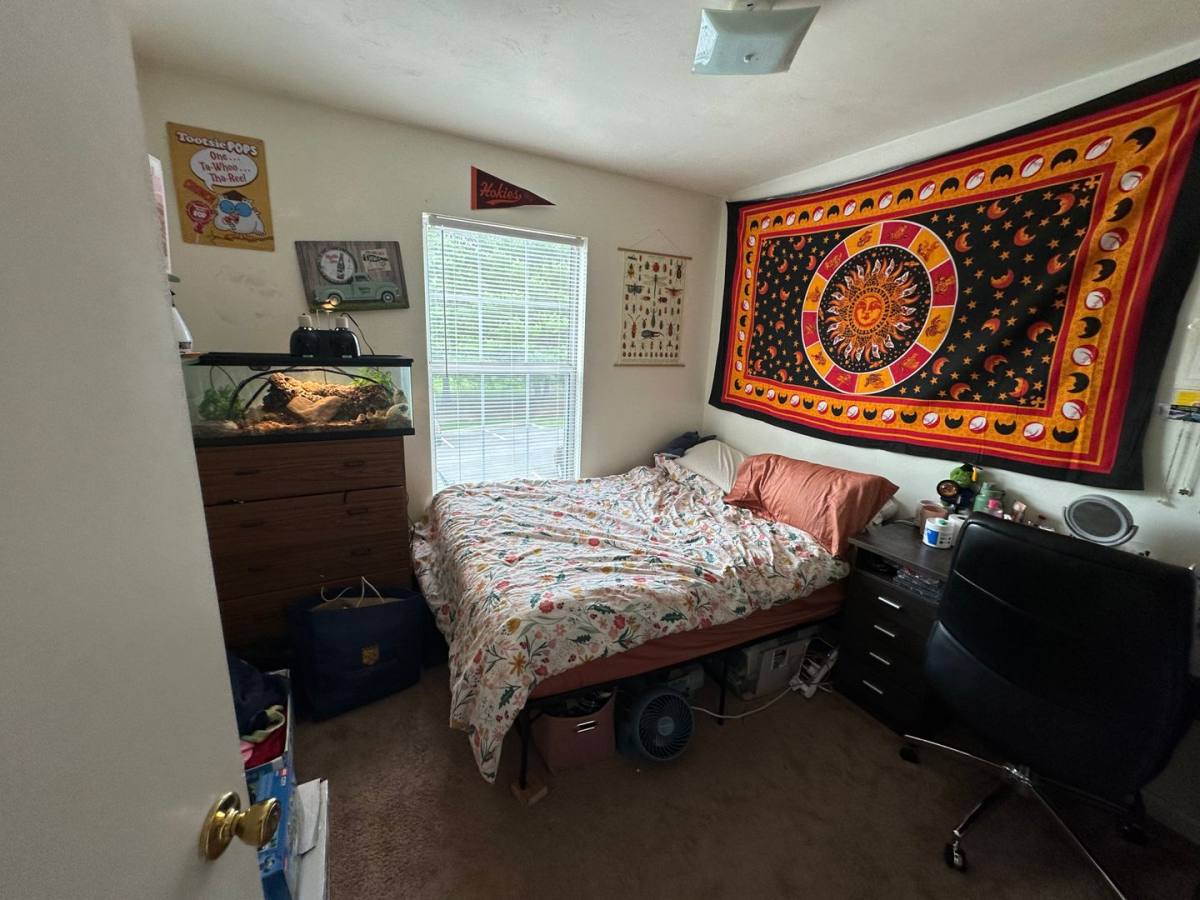 Townhouse for rent at 1419 Jennifer Dr, Blacksburg, VA 24060