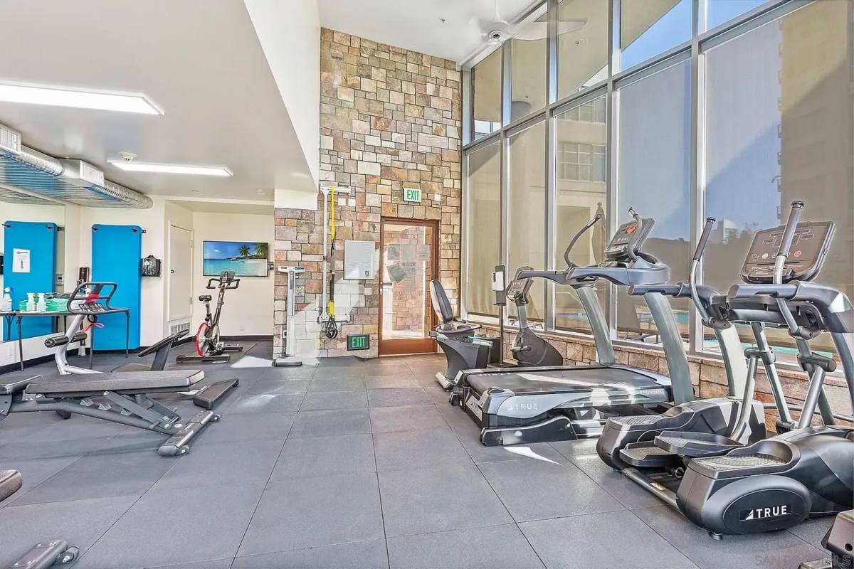 Condo for rent at 645 Front St, San Diego, CA 92101