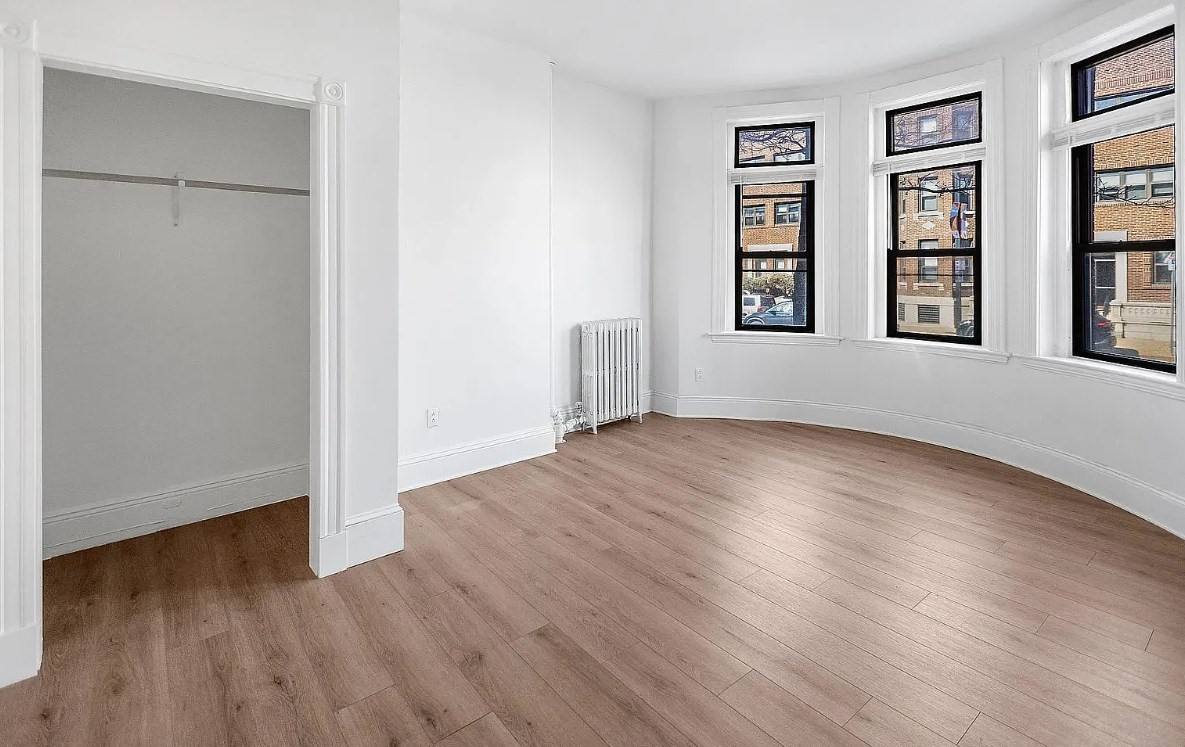 Apartment for rent at 868 Huntington Ave #1, Boston, MA 02115