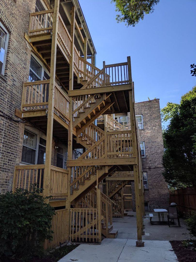 Apartment for rent at 3508 N Wolcott #1, Chicago, IL 60657