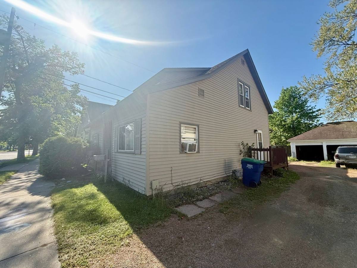 Apartment for rent at 525 Porter St, Wausau, WI 54401