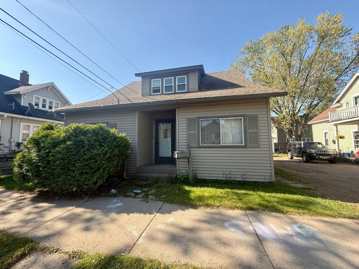 Apartment for rent at 525 Porter St, Wausau, WI 54401