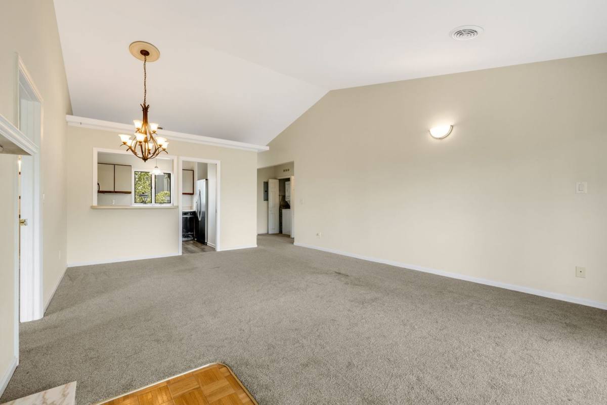 Apartment for rent at 464 Windswept Dr, Asheville, NC 28801