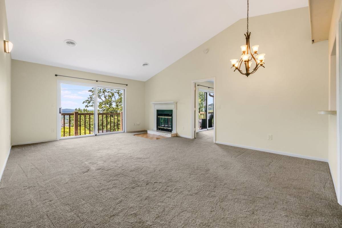 Apartment for rent at 464 Windswept Dr, Asheville, NC 28801