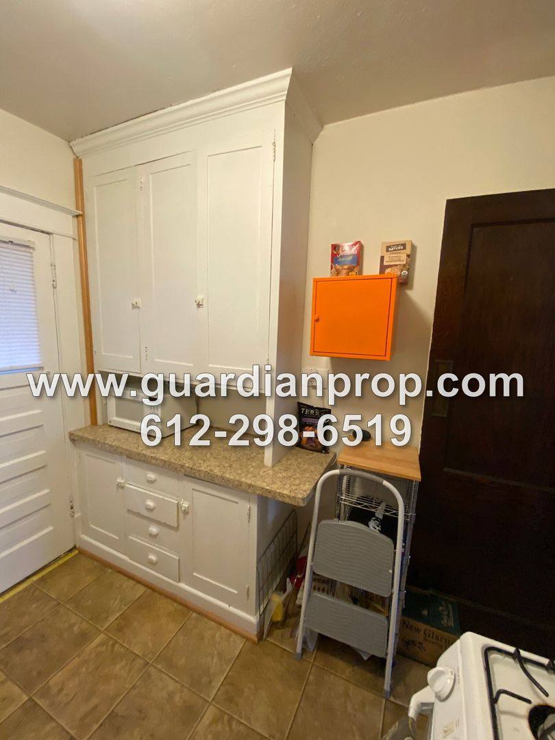 Apartment for rent at 69 Griggs St N, Saint Paul, MN 55104