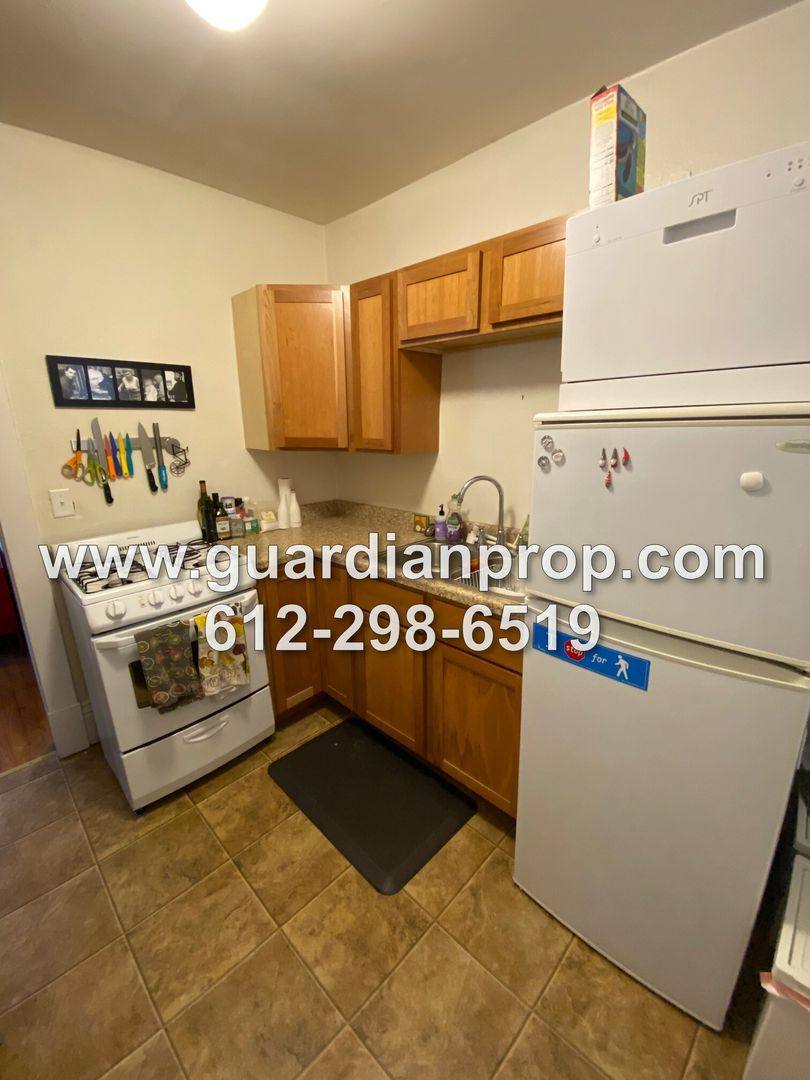 Apartment for rent at 69 Griggs St N, Saint Paul, MN 55104