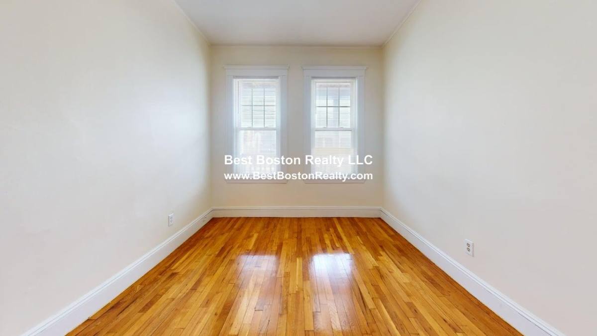 House for rent at 202 Baker St #2, West Roxbury, MA 02132