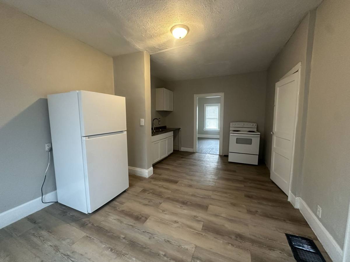 House for rent at 2676 Sullivant Ave, Columbus, OH 43204
