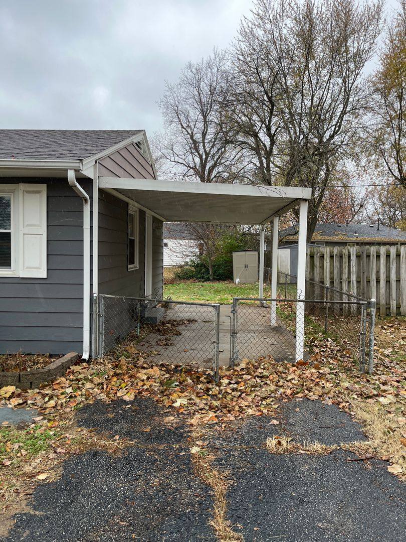 House for rent at 2204 W Madison St, Springfield, MO 65802