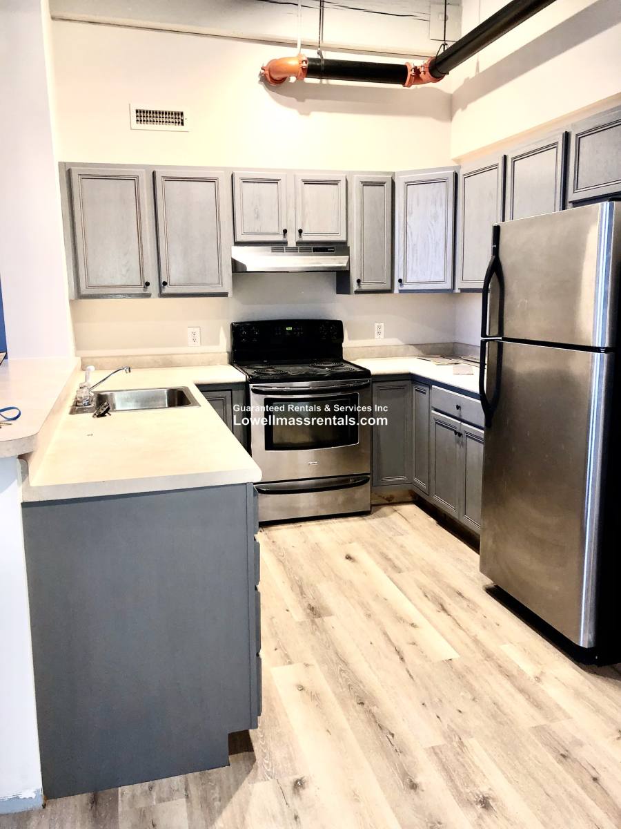 Apartment for rent at 101 Mill St #102, Dracut, MA 01826