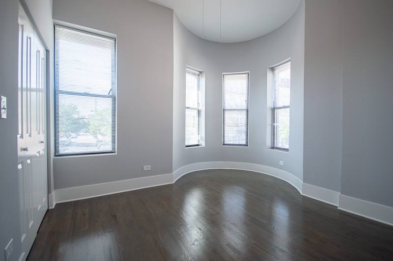 Apartment for rent at 1044 W 18th St #3F, Chicago, IL 60608