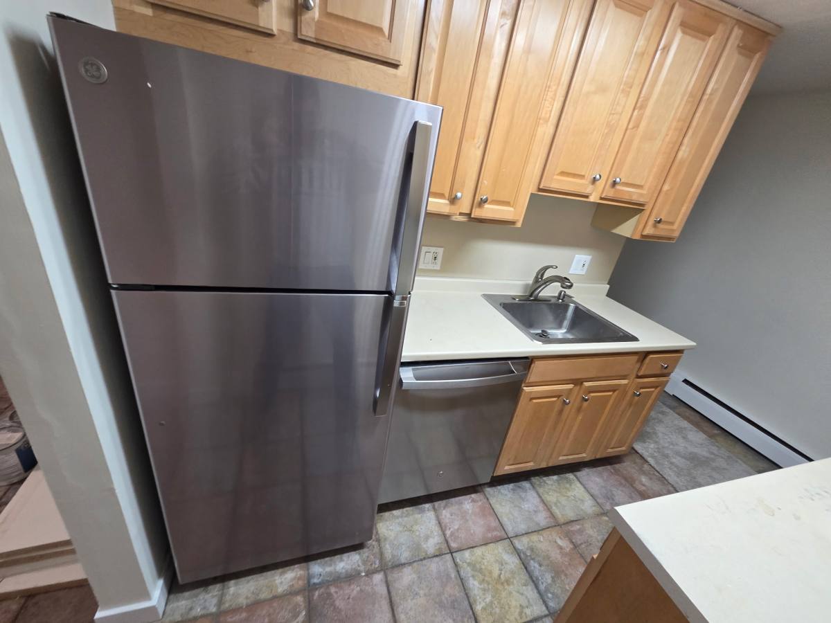 Apartment for rent at 3 Lewis St #2, Boston, MA 02109