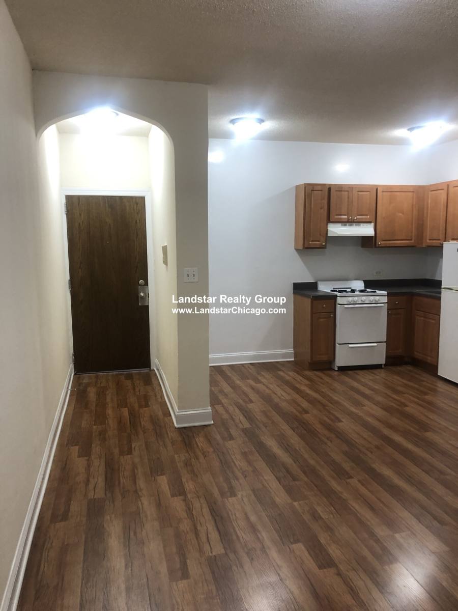 Apartment for rent at 1742 N Humboldt Blvd #106, Chicago, IL 60647