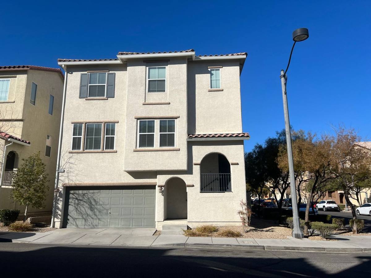 House for rent at 8932 Amy Olivia Ave, Las Vegas, NV 89149