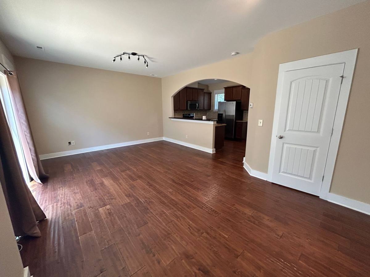 Townhouse for rent at 3827 Glenhaven Rd, Raleigh, NC 27606