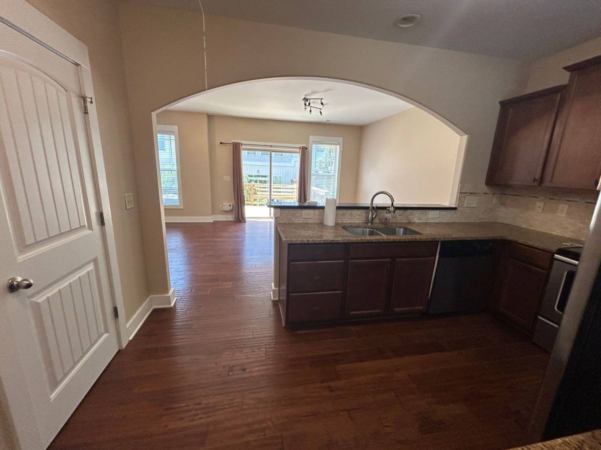 Townhouse for rent at 3827 Glenhaven Rd, Raleigh, NC 27606