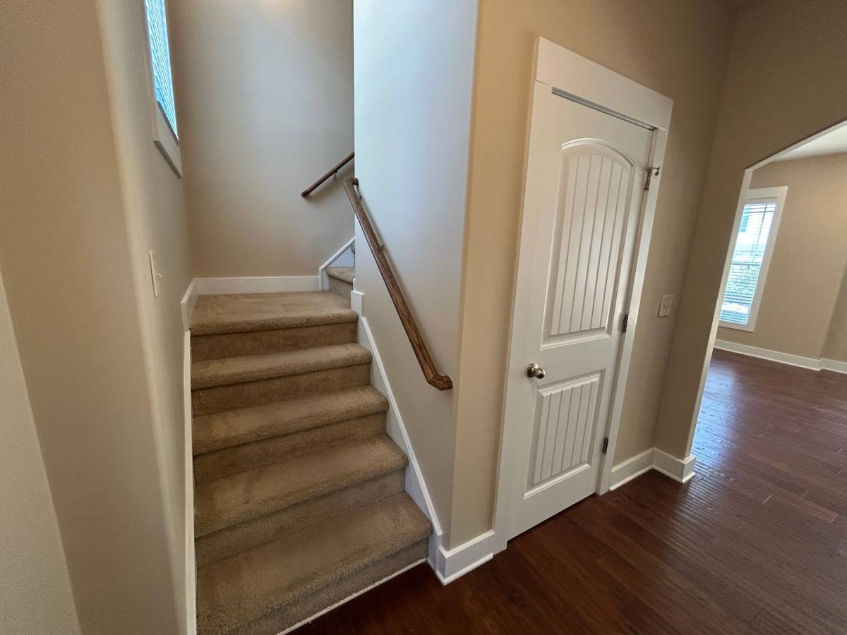 Townhouse for rent at 3827 Glenhaven Rd, Raleigh, NC 27606