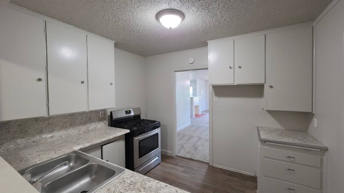 House for rent at 913 S Rusk St, Amarillo, TX 79102