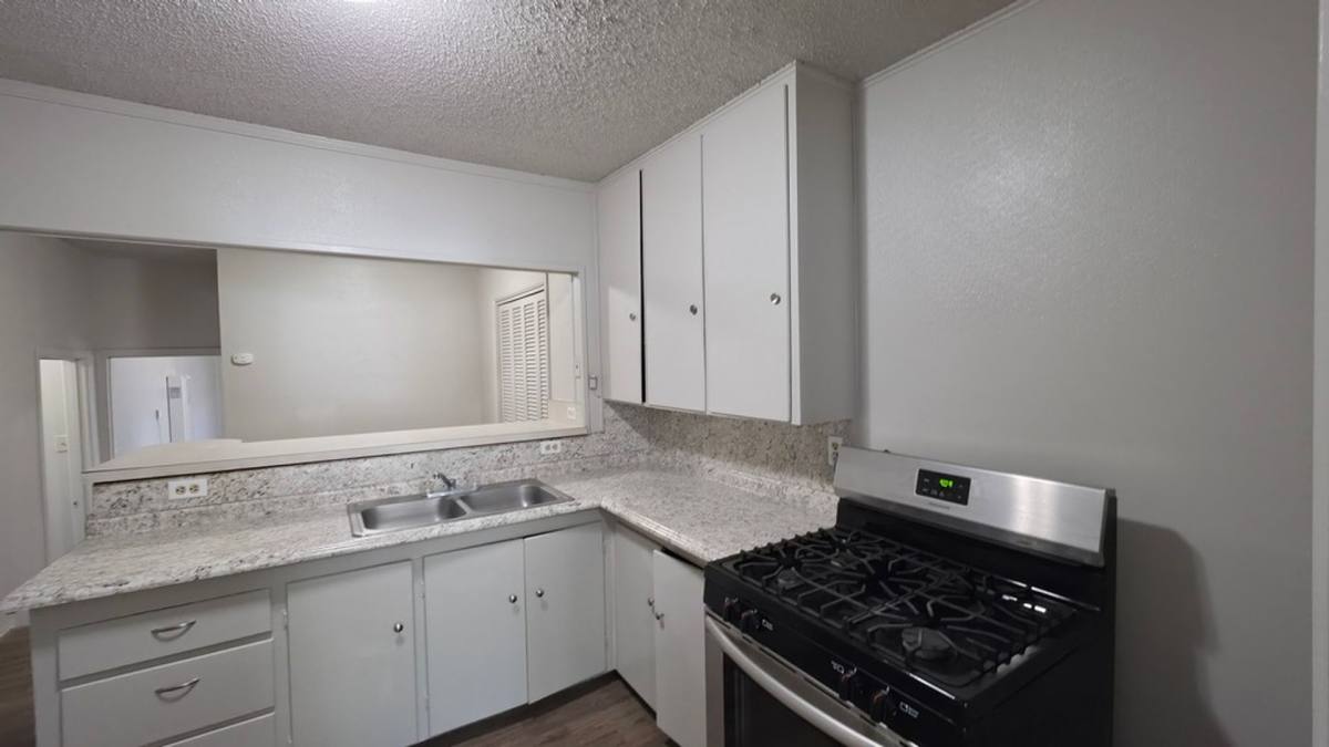 House for rent at 913 S Rusk St, Amarillo, TX 79102