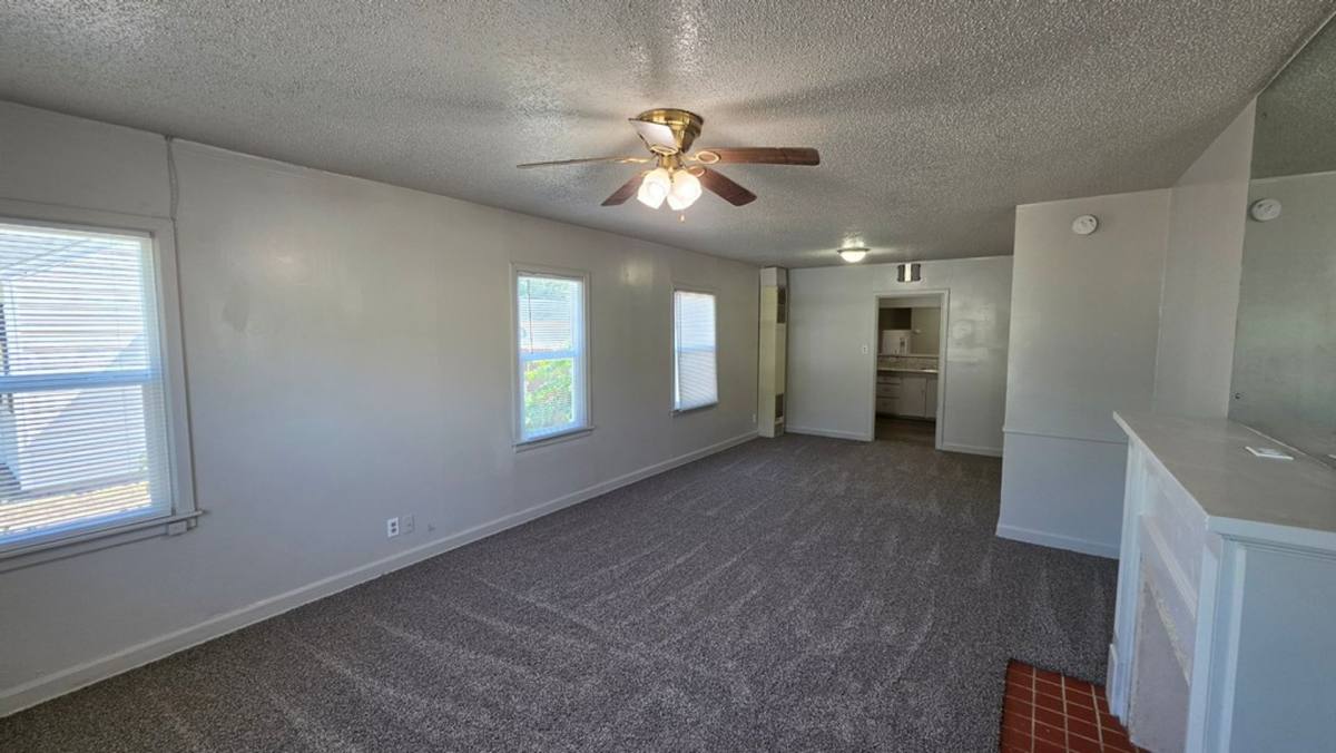 House for rent at 913 S Rusk St, Amarillo, TX 79102