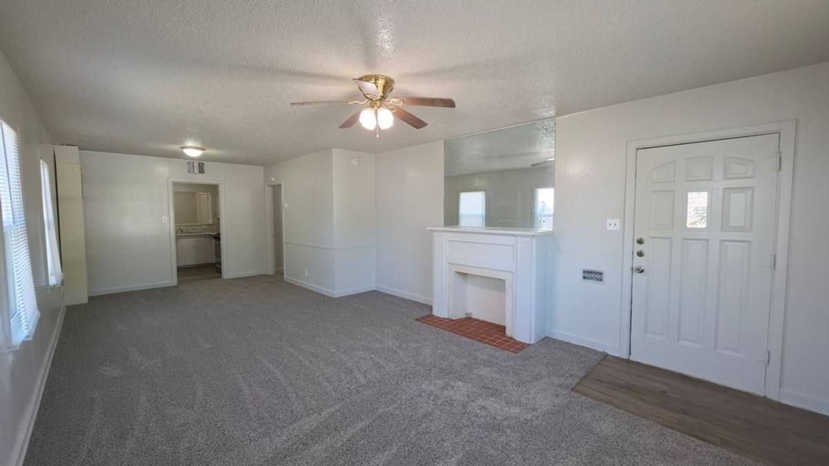 House for rent at 913 S Rusk St, Amarillo, TX 79102