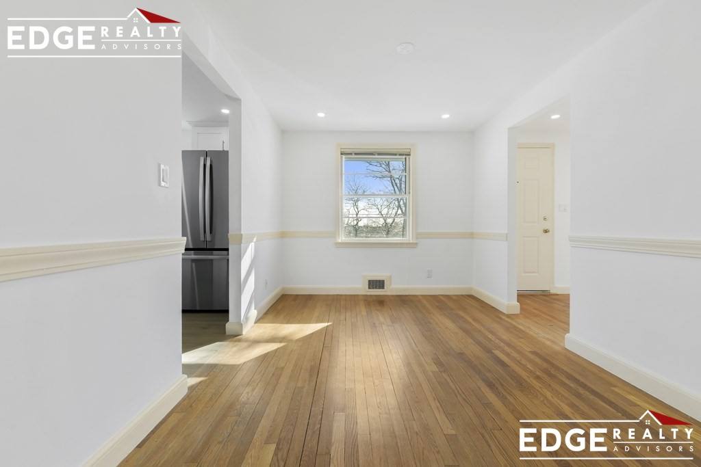 House for rent at 105 Hamilton Rd, Waltham, MA 02453