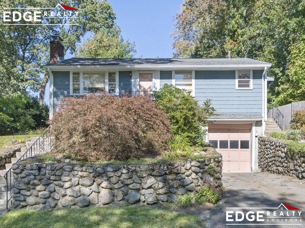 House for rent at 105 Hamilton Rd, Waltham, MA 02453
