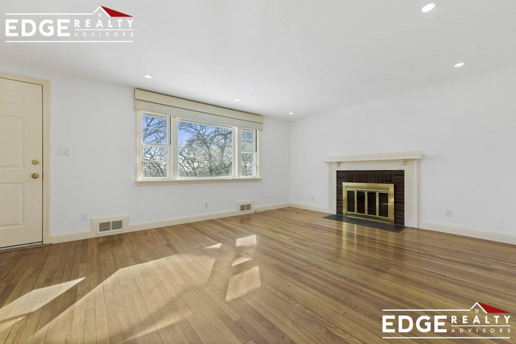 House for rent at 105 Hamilton Rd, Waltham, MA 02453
