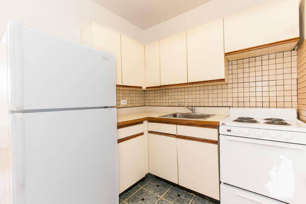 Apartment for rent at 4505 N Malden #2A, Chicago, IL 60640