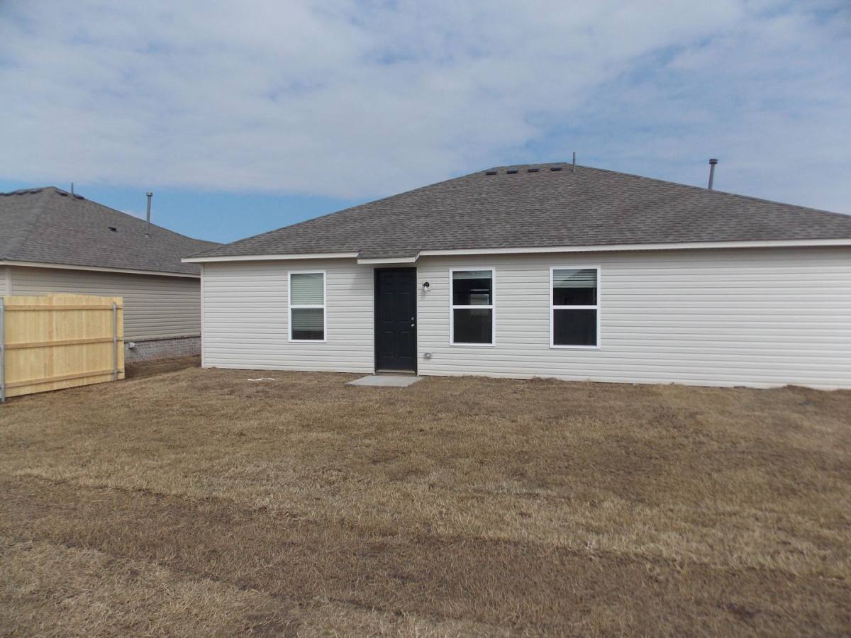 House for rent at 1841 Jack Rabbit Lane, El Reno, OK 73036