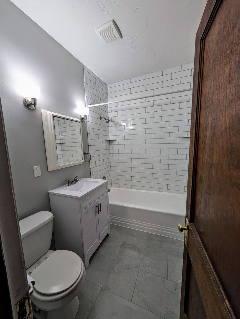 Apartment for rent at 1517-1519 Brownsville Rd, Pittsburgh, PA 15210