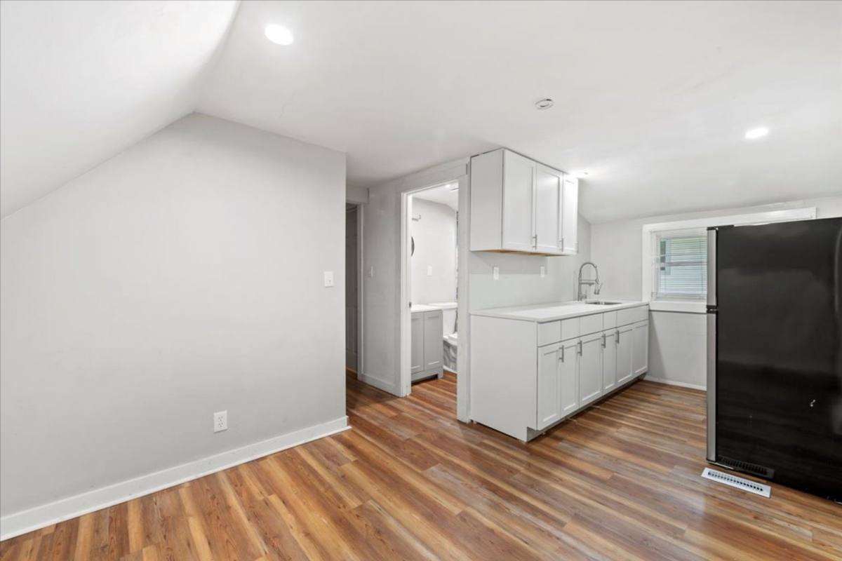 Apartment for rent at 1138 W 36th St, Indianapolis, IN 46208